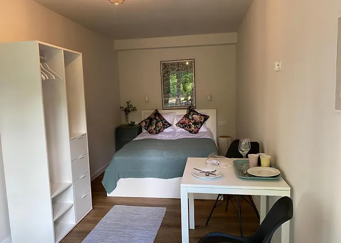 홈스테이 U Kaczorka 루치아네 니다