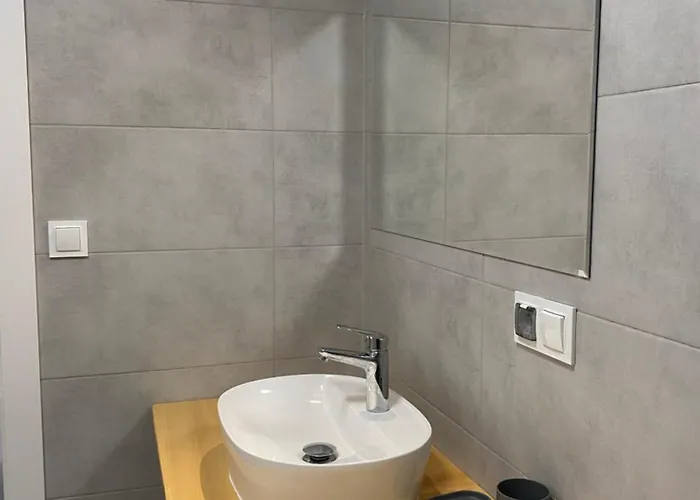 U Kaczorka * 루치아네 니다